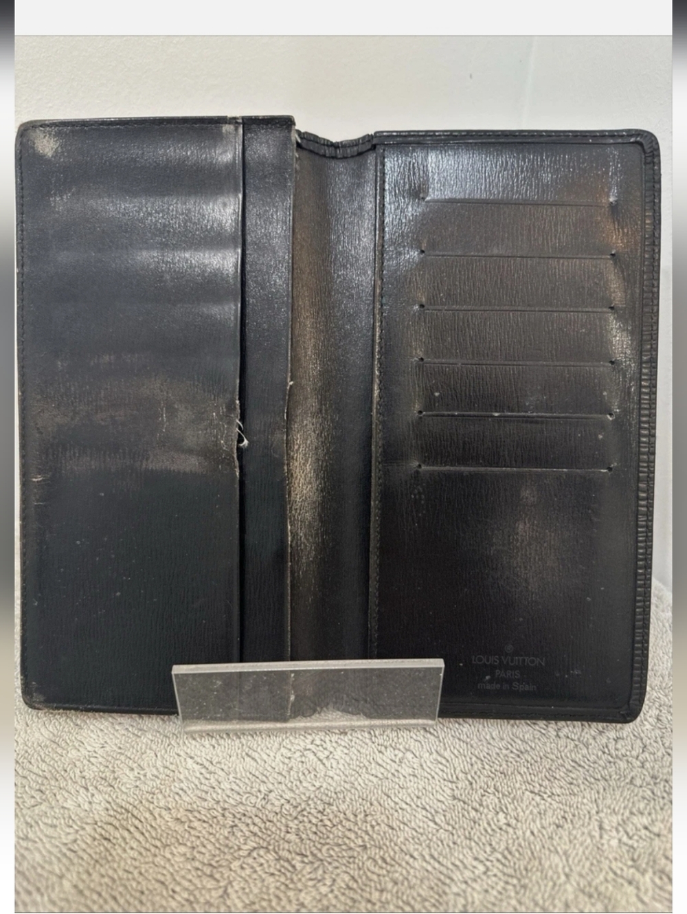 LV Louis Vuitton Black Epi Leather Long Wallet - Picture 3 of 8